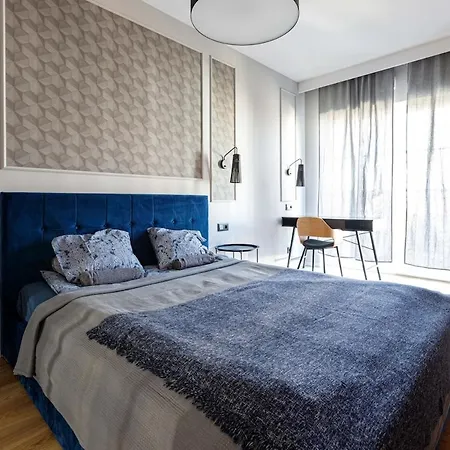 - Center - One Bedroom - Jp19 *